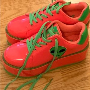 YRU Alien LaLa Platform Sneakers